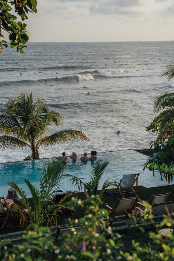 Puro Surf Hotel & Performance Academy Ел Зонте Екстериор снимка