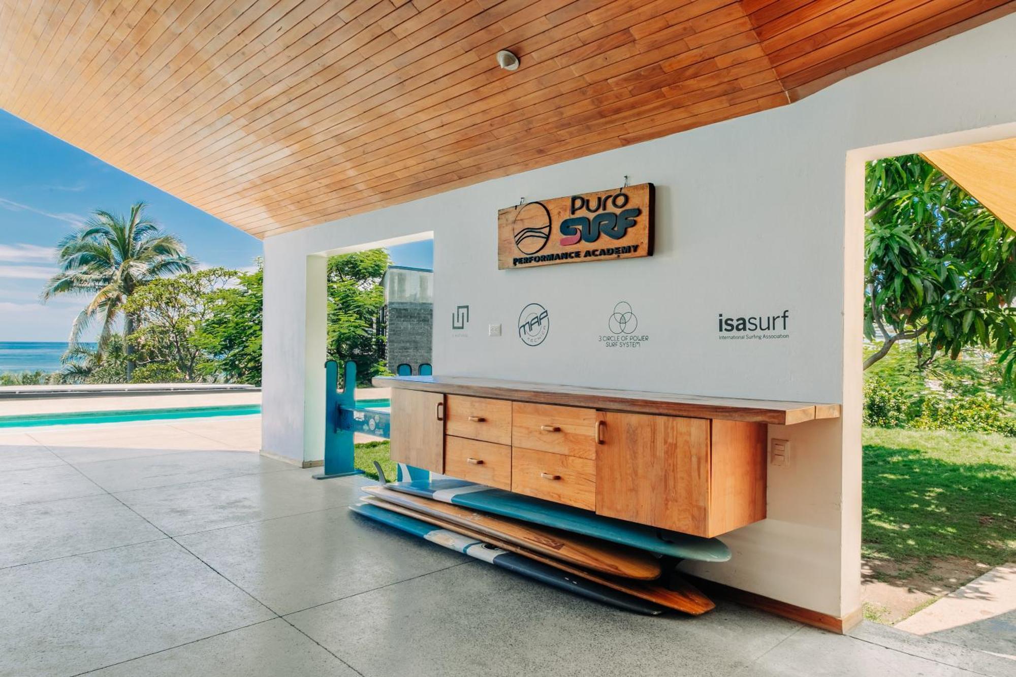 Puro Surf Hotel & Performance Academy Ел Зонте Екстериор снимка